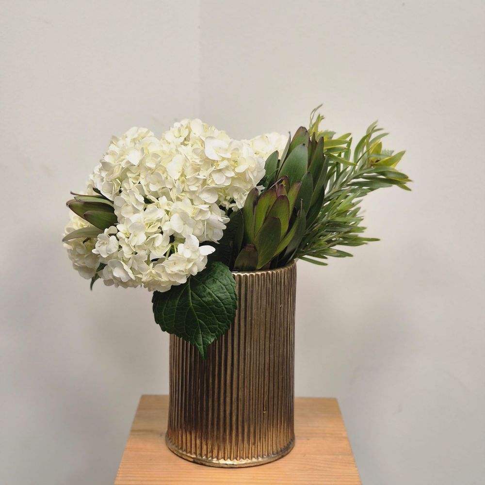 Composizione di Ortensie in Vaso Champagne