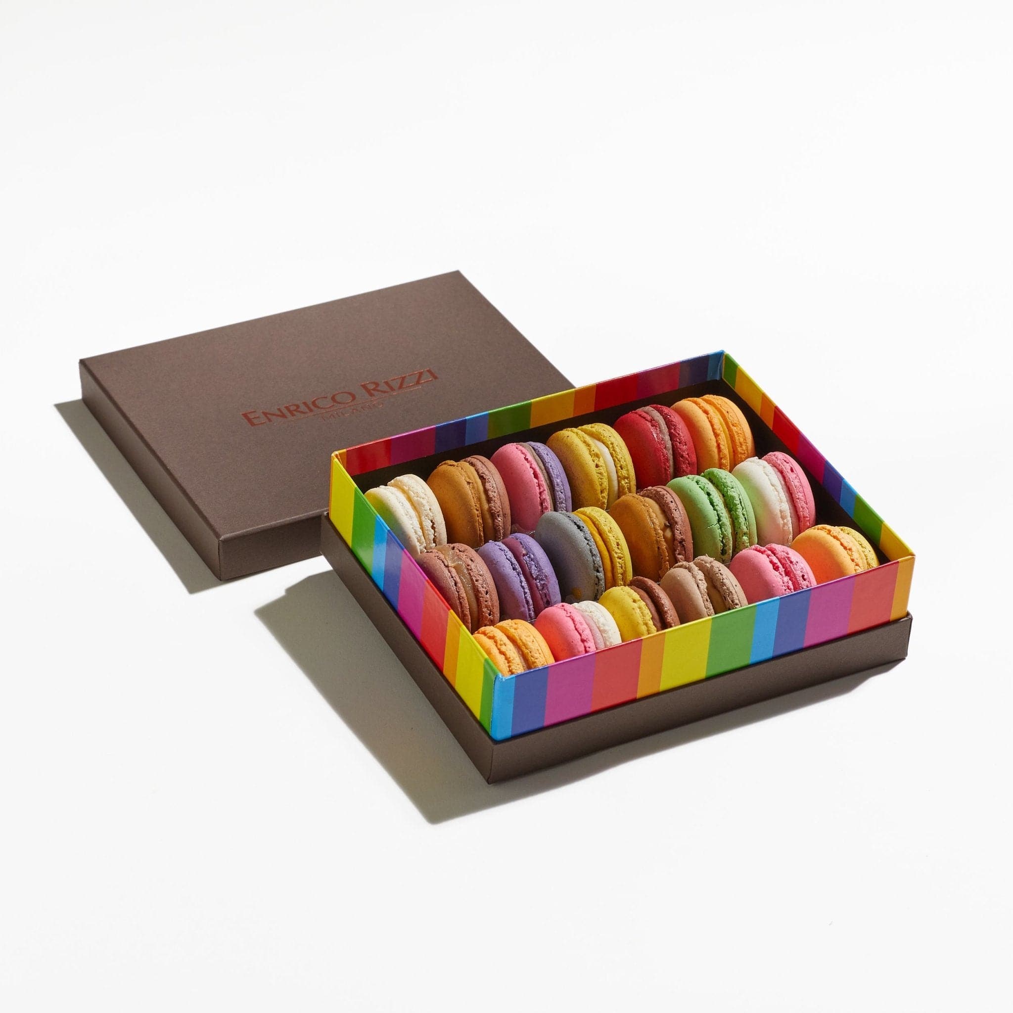 Cofanetto 18 Macarons Enrico Rizzi - DELUXY BOUTIQUE