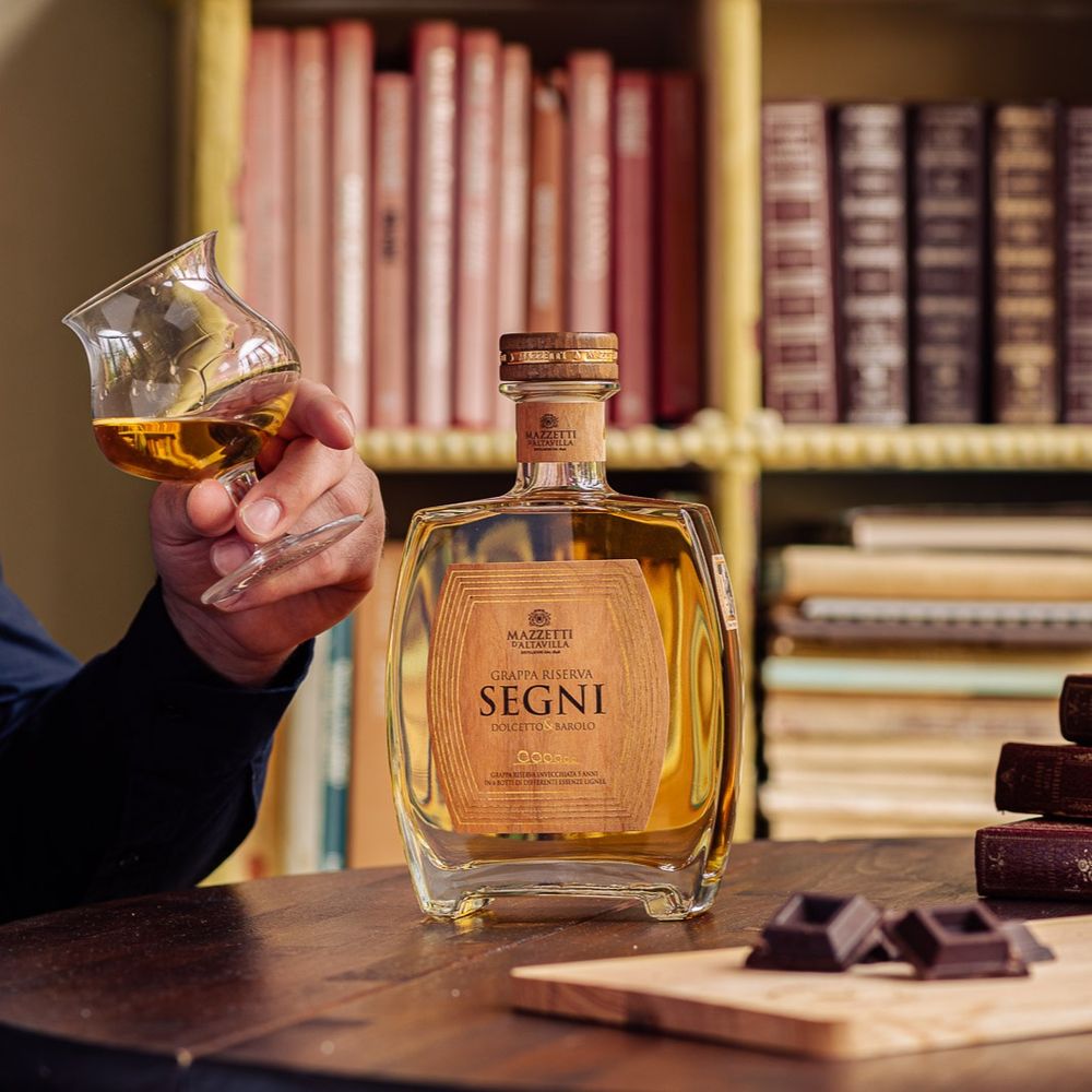 Grappa Riserva Segni – Vini e spirits, Deluxy Business, vista 3